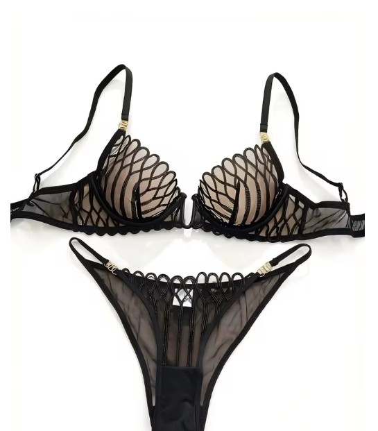 French Style Sexy Embroidered Transparent Underwear Set V-Neck Design Anti-Sagging Breathable Bra And Panties Ensemble